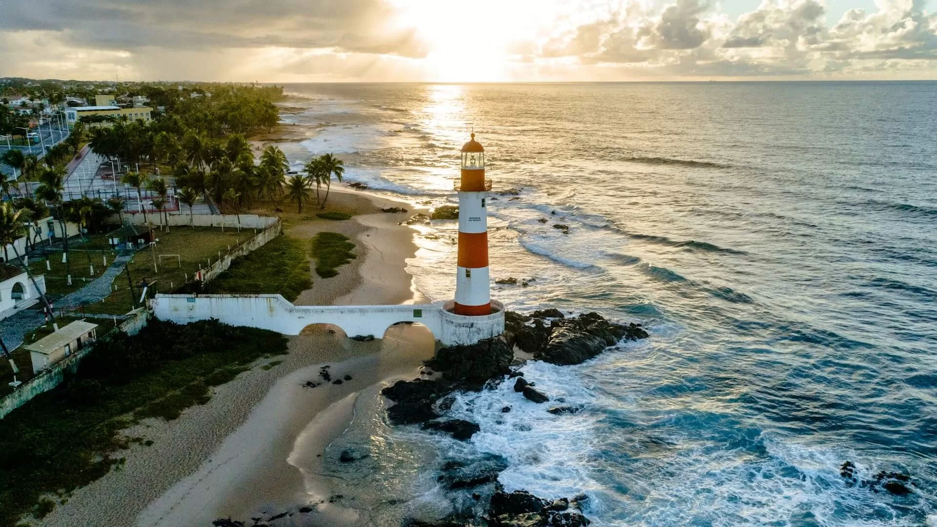 Farol-em-itapuan